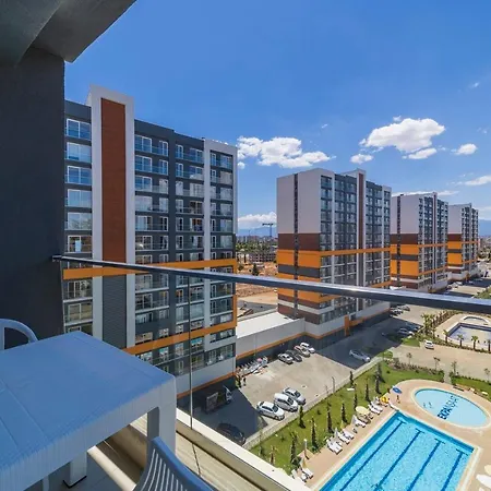 Remarkable Flat With Shared Pool In Kepez Appartamento